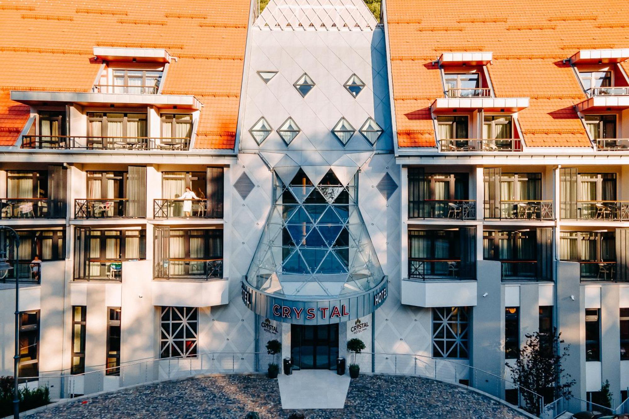 Hotel Crystal Wellness & Spa Superior Sovata Exterior foto