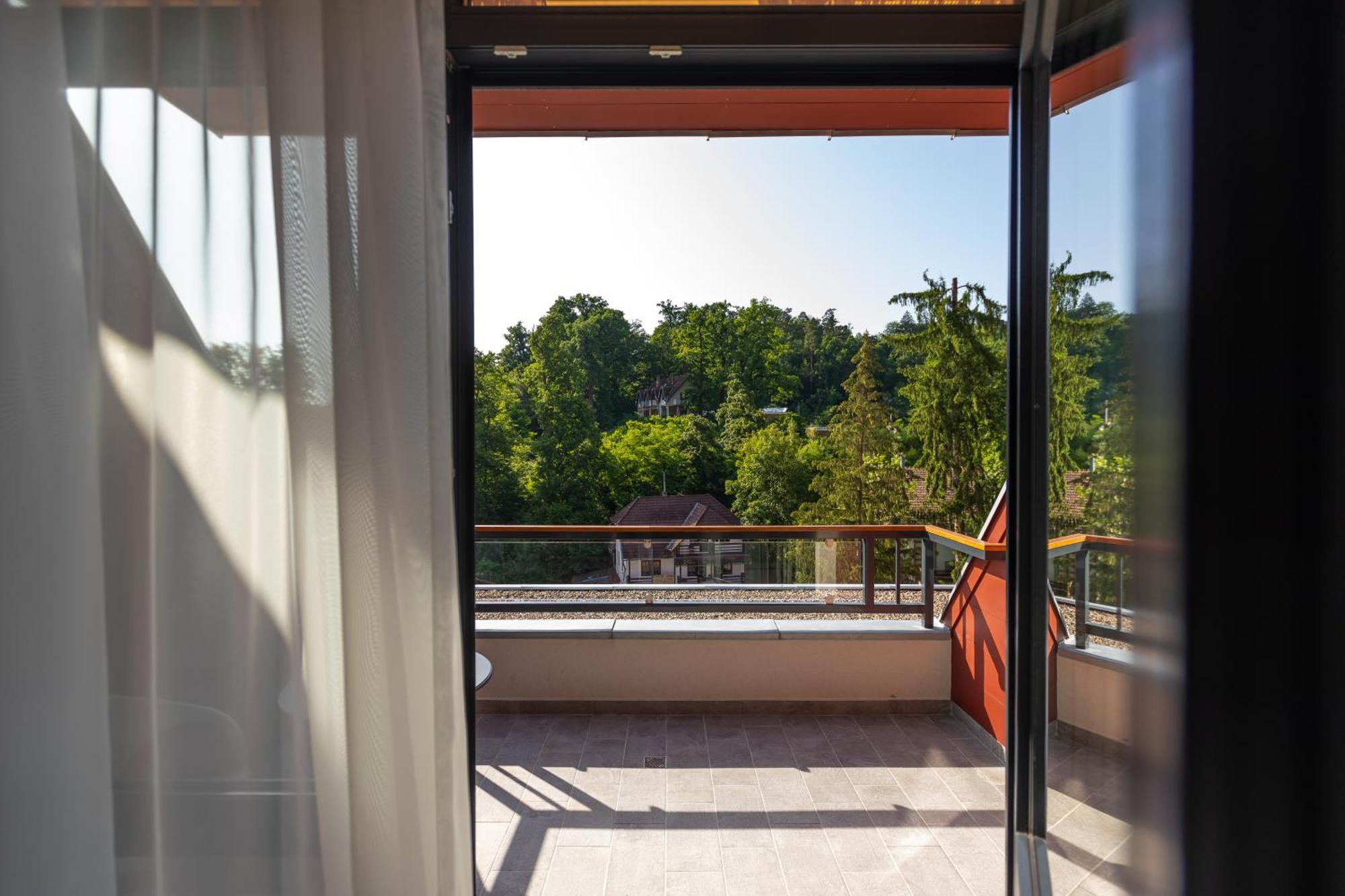 Hotel Crystal Wellness & Spa Superior Sovata Exterior foto